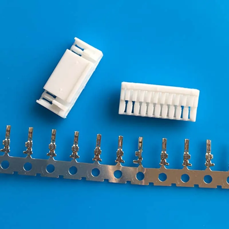 

Set GH1.25 pitch 10p Plastic Shell with 10 Terminals With Snap Plastic shell 10 Holes white