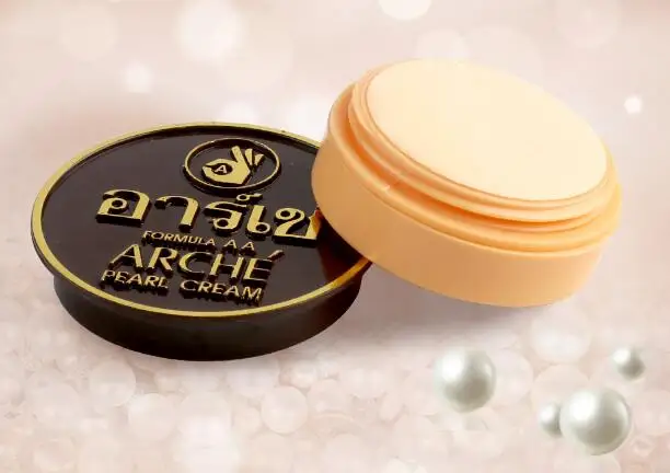

NEW !Authentic Pearl Cream is Zhuang pearl beauty cream skin lightening acne