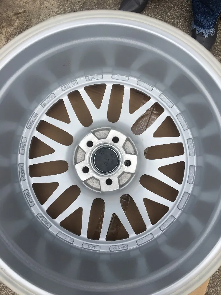 18 &quotСеребристые ошеломленные LM стильные диски колеса Подходит BENZ VW Volkswagen Audi