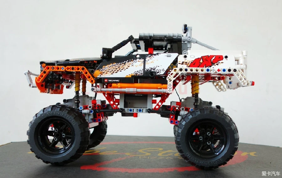 LP 20014 Technic наборы конечной версии четырехколесный привод с дистанционным