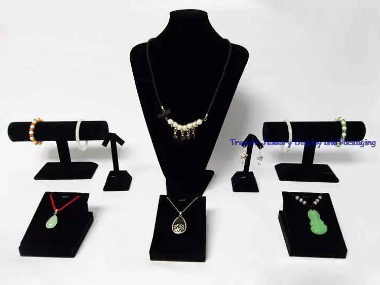 Органайзер-манекен черный бархатный деревянный комплект украшений