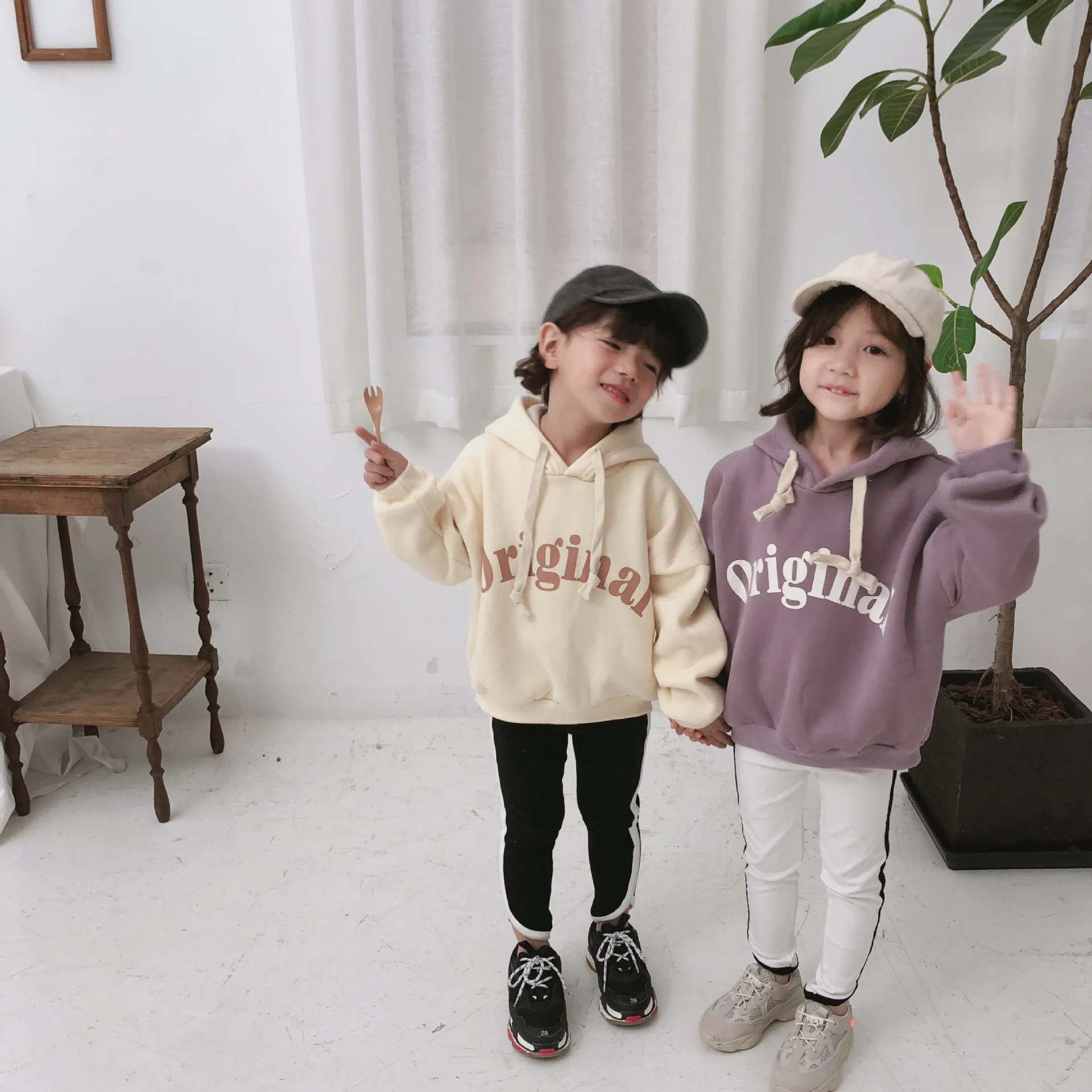 Детские пуловеры толстовка 2018 осень Новые детские с принтом букв свитер футболка для малыша на каждый день