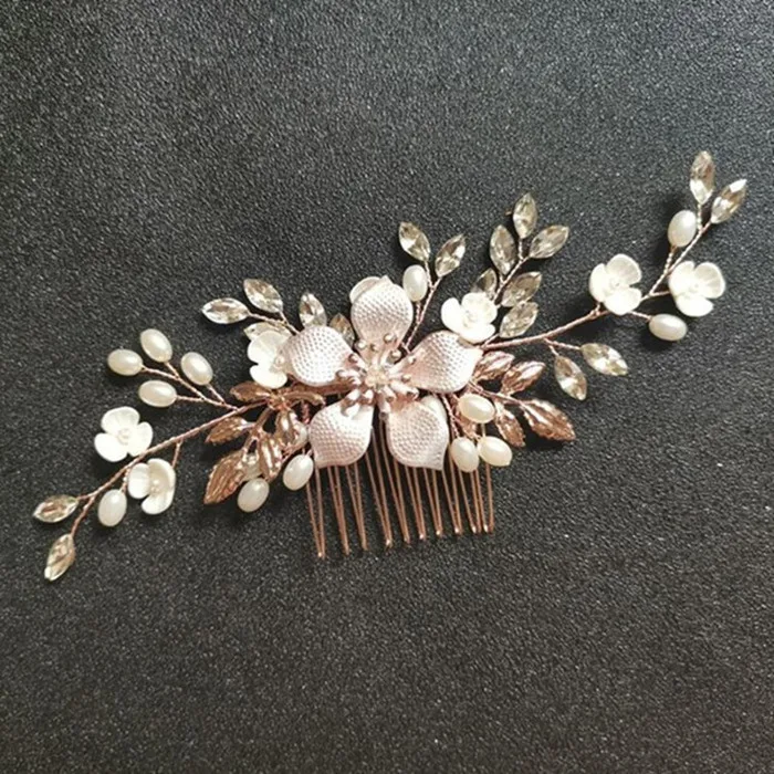 Rose Gold Hair Comb SLBRIDAL Стразы ручной работы Стразы Жемчуг Цветок Свадебные украшения гребень для волос свадебные головные уборы аксессуары для волос подружки невесты - Окраска металла: Rose Gold Hair Comb
