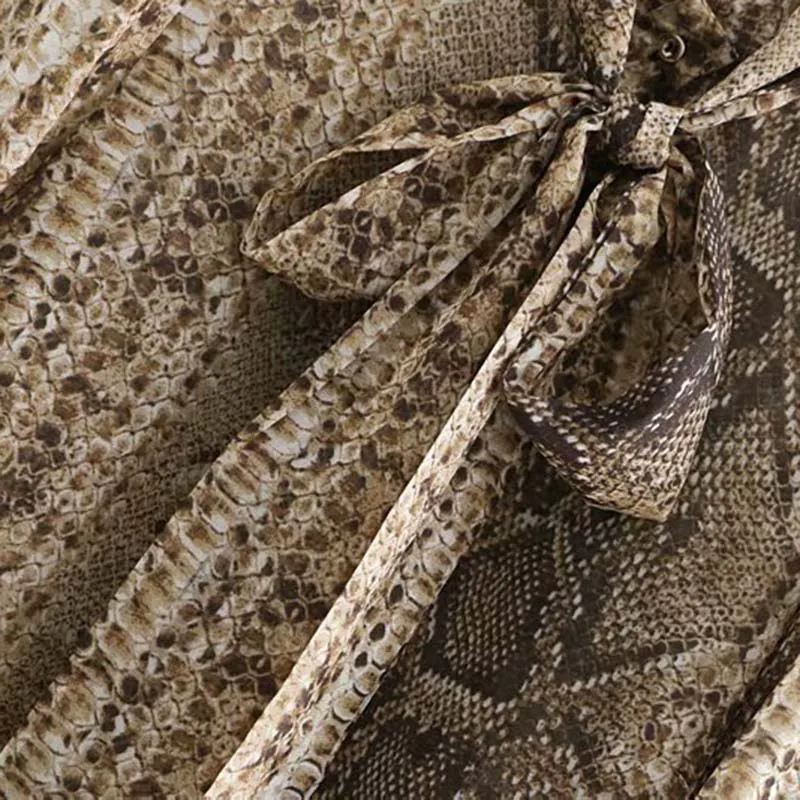 Блузка женская с длинным рукавом и змеиным принтом на шнуровке|Блузки| |