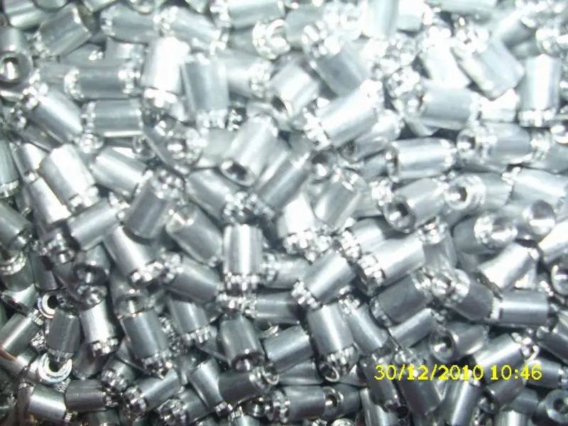 

KFB3-440-32 Flare-mounted Standoffs