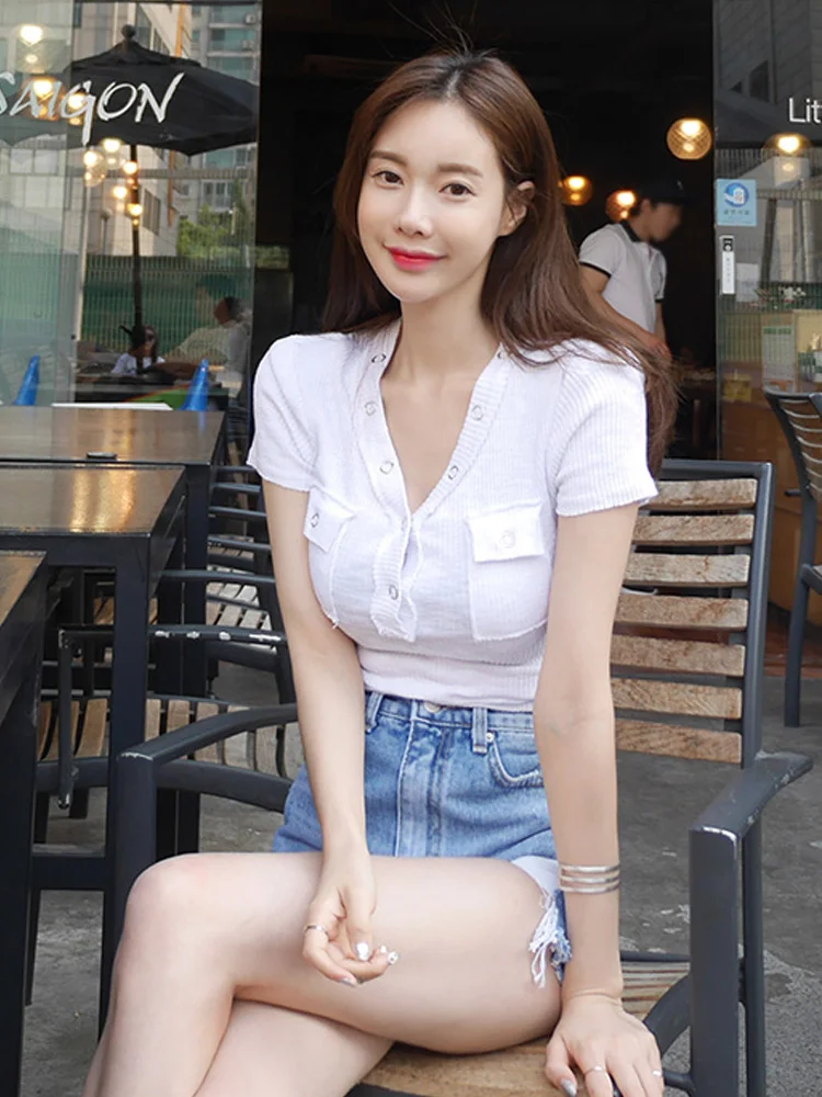 Для женщин футболки лето 2019 белые v образным вырезом Sexy рубашка с карманом