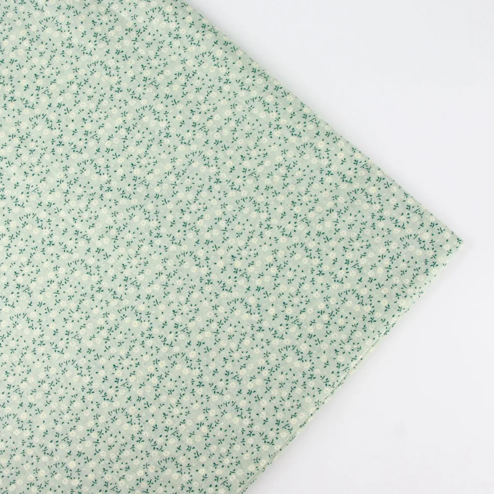 0,5 метров ширина 156 см зеленый фон цветочный принт хлопок ткань для домашнего текстиля пэчворк стеганые ткани 0,5 метров ширина 156 см зеленый фон цветочный принт хлопок ткань для домашнего текстиля пэчворк стеганые ткани