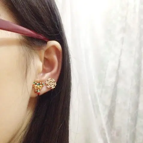 Милые серьги золотого цвета с эмалью елкой оленем бантом гвоздики для девочек на