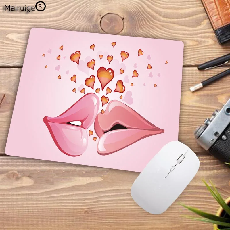 25X20CM Mairuige сексуальный розовый поцелуй по всему топ продаж резиновая скорость игровой коврик для мыши Прекрасный Коврик для стола Размер для 18x22 см 20x25 см 25x29 см - Цвет: 25X20CM