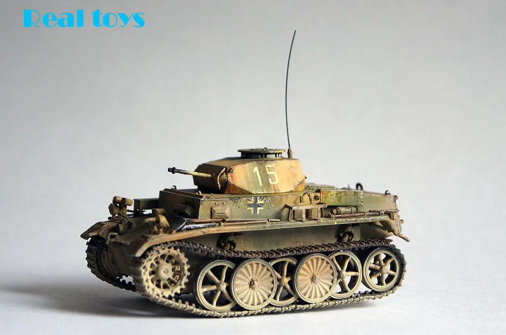 Модель от Hobby Boss 82431 1/35 PzKpfw I Ausf C(VK 601) комплект пластиковых моделей