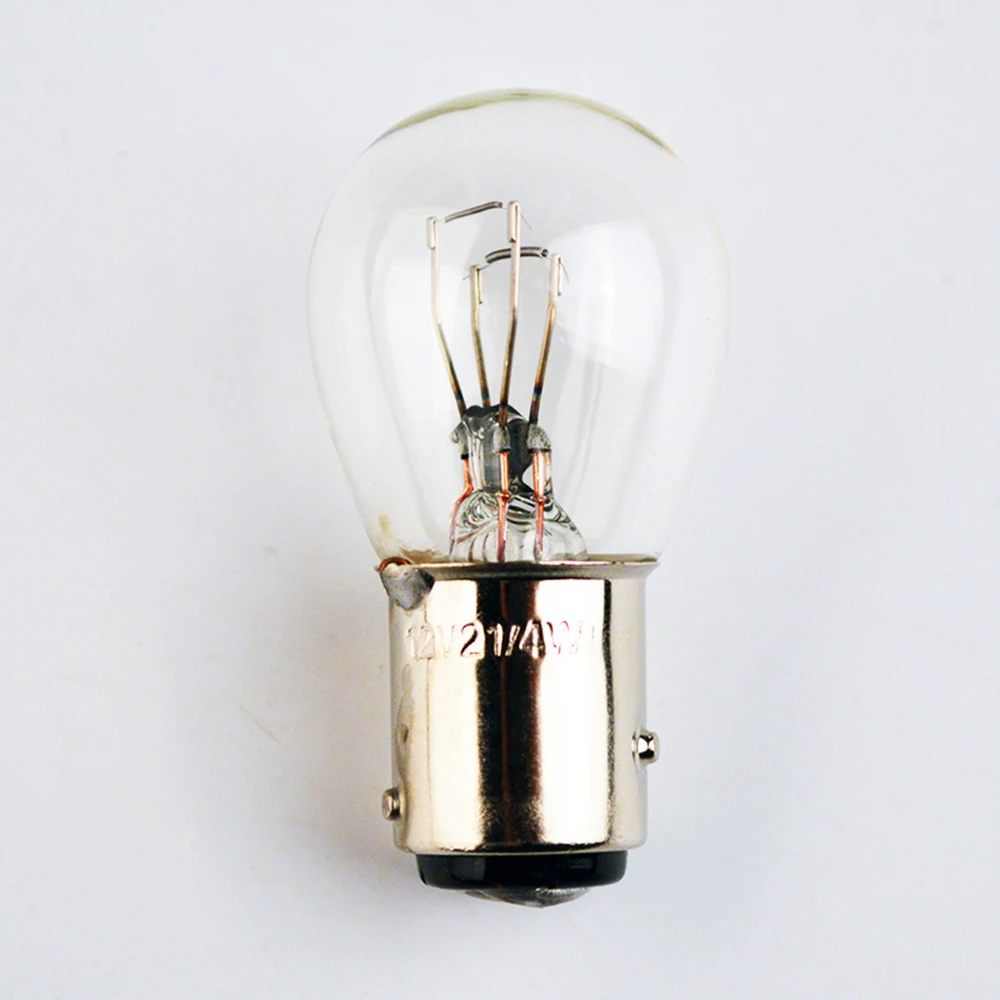 Гиппокрон автомобильный интерьерный светильник BAZ15D S25 P21/5 W 12V 21/4W 7225 LLB566 офсетная