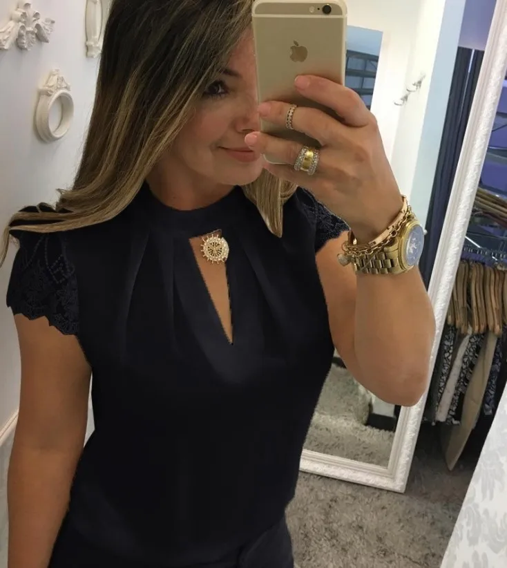 Женская драпированная блузка с V-образным вырезом коротким рукавом и