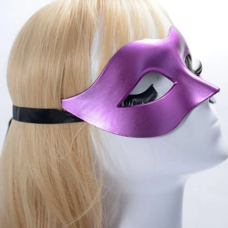 

New Women Men Mask Adults Eyemask Masquerade Party Half Face Mask Performance Props Halloween Dance Party Dress Decor
