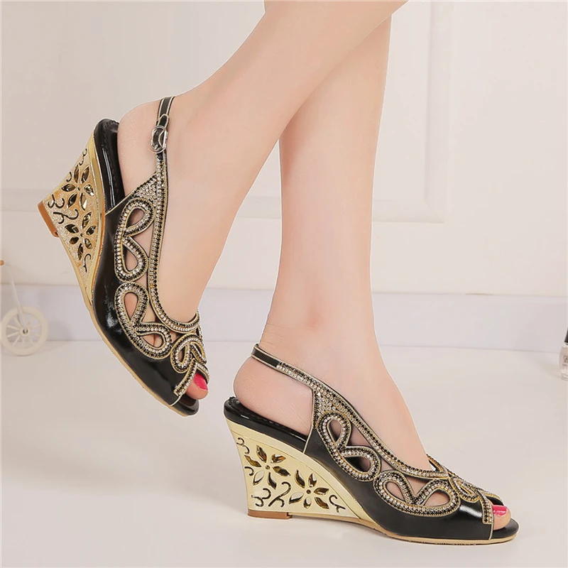 2018 сексуальные летние женские туфли с открытым носком свадебные со стразами для