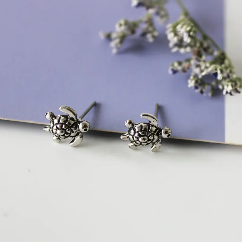 Милые серьги гвоздики в виде черепахи старинного серебряного цвета животных