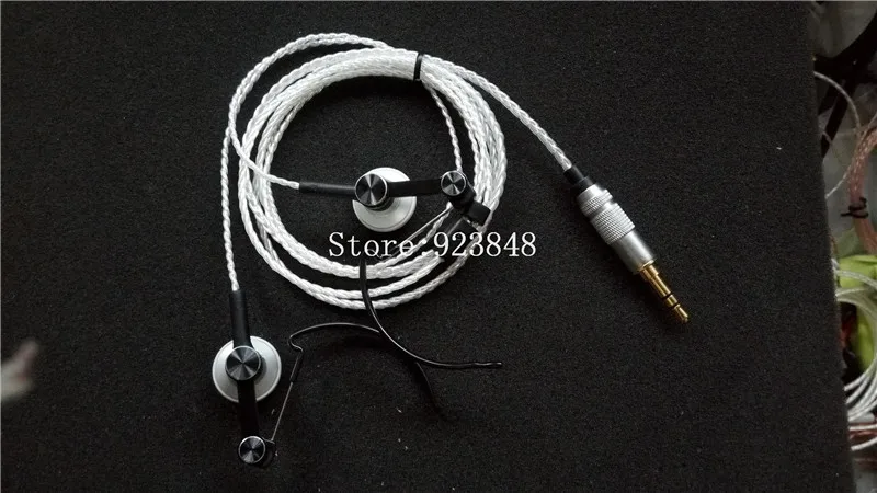 

Самодельные наушники earhook с трехполосным выравниванием