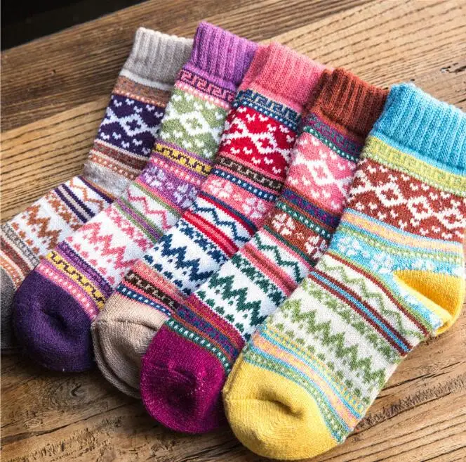 

5pairs/lot Winter Rabbit Wool funny Socks women Keep Warm Socks Woman Socks Thickening Thick Thread Socks