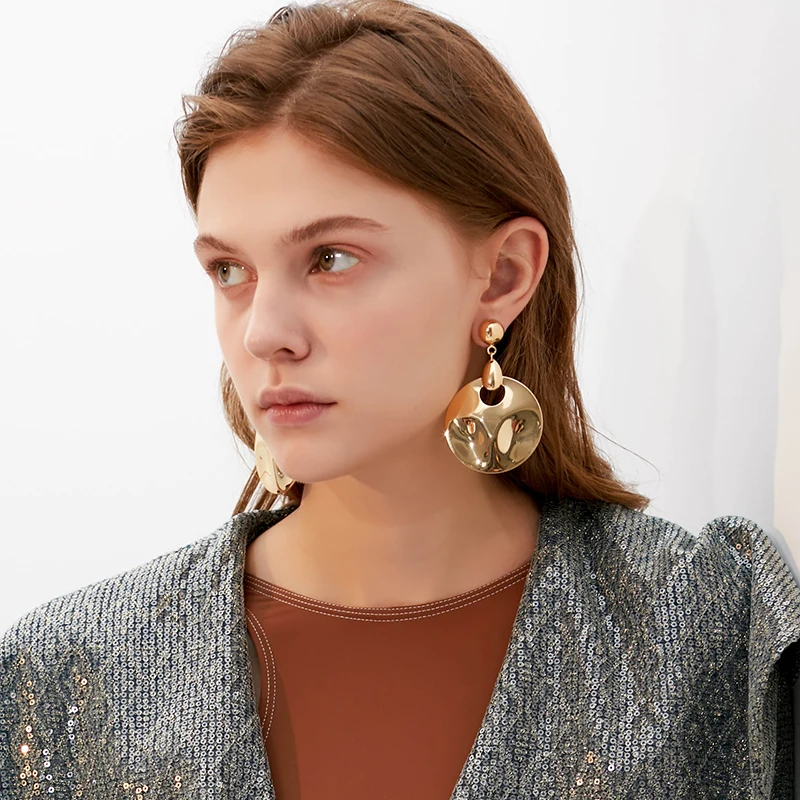 metal texture geometry rounds earrings Europe and the United States tide fashion goddess street shoot smooth irregular jewelry | Украшения