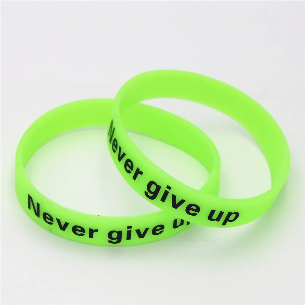 

LUKENI 1PC Green Glow in Dark Hologram Sport Bracelets& Bangles Never Give Up Luminous Silicone Wristbands Cuff Gifts SH095GR