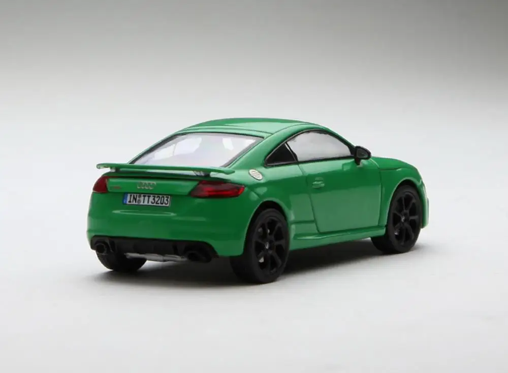 Коллекционная зеленая модель автомобиля Audi TT RS Coupe 1/43|Наземный транспорт| |