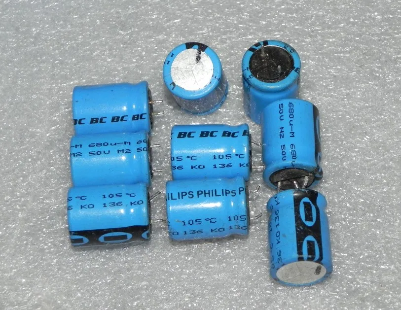 Алюминиевый электролитический конденсатор (индуктор) серии BC 136 50v680uf DIP
