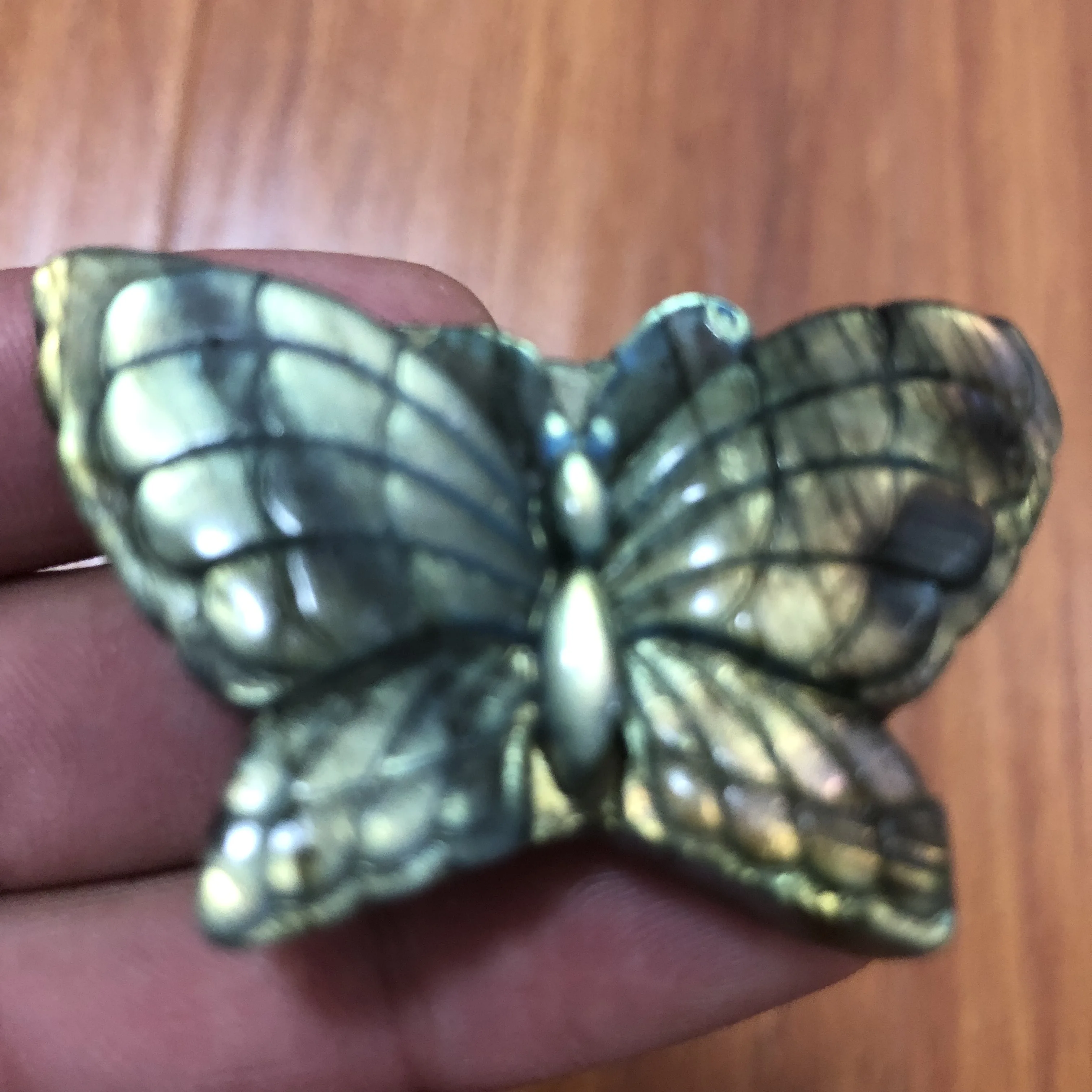 1pcs Muito raro rico gemas naturais labradorite esculpida borboleta azul | Дом и сад