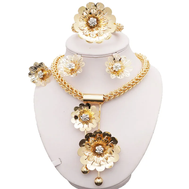Комплект женских ювелирных изделий из колье и серёг|fine jewelry set|fashion setset fashion |