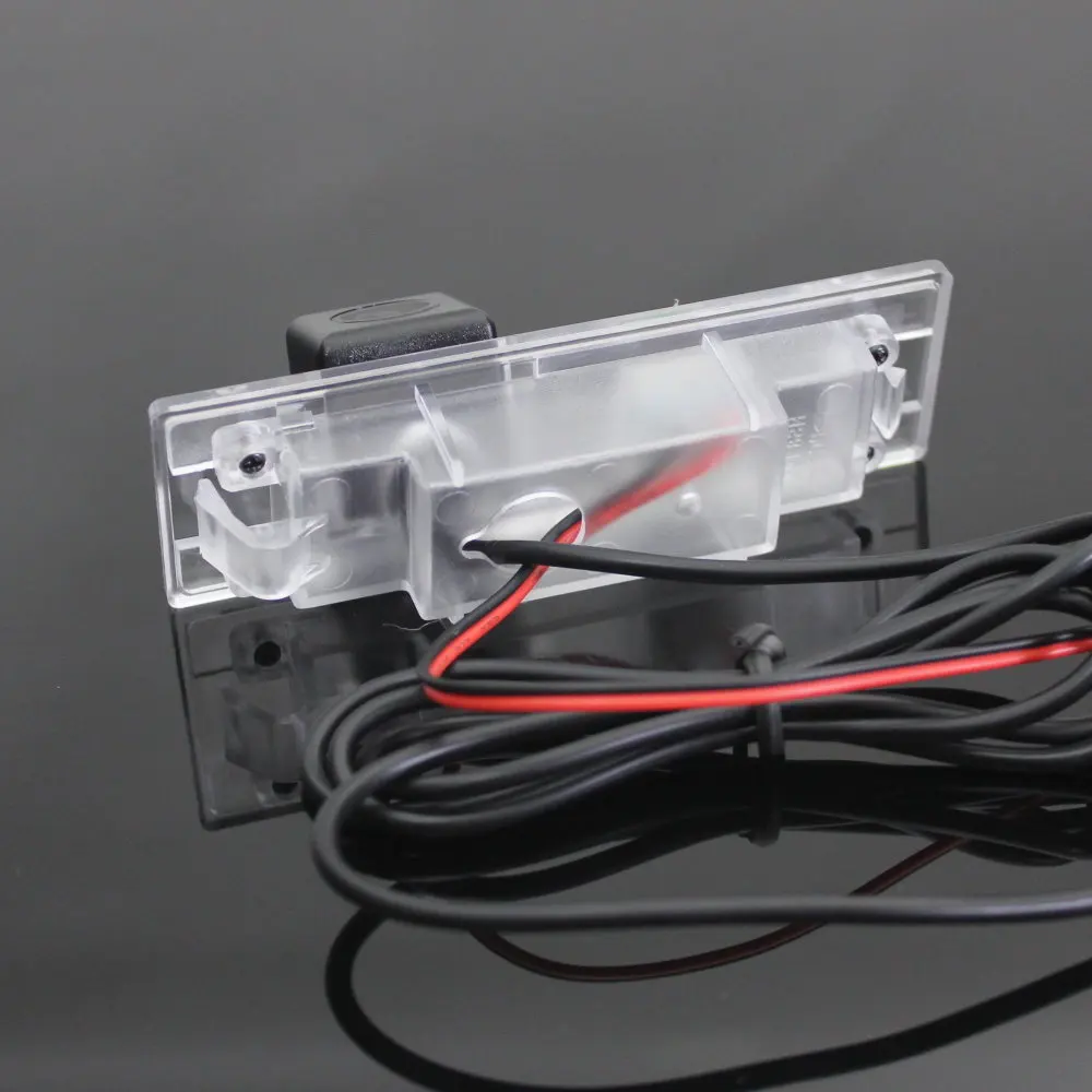 

BMW 6 E63 E64 HD CCD