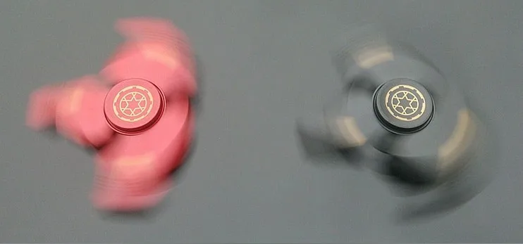 Ручной спиннинг ручной Спиннер из металлического сплава EDC Tri Spinner игрушки для