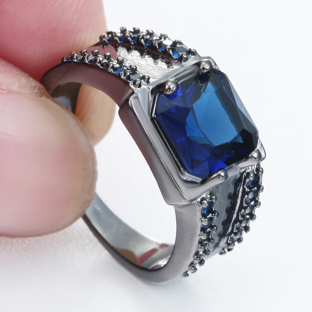 Большое Квадратное кольцо Hainon с камнем черного и золотого цвета синим фианитом