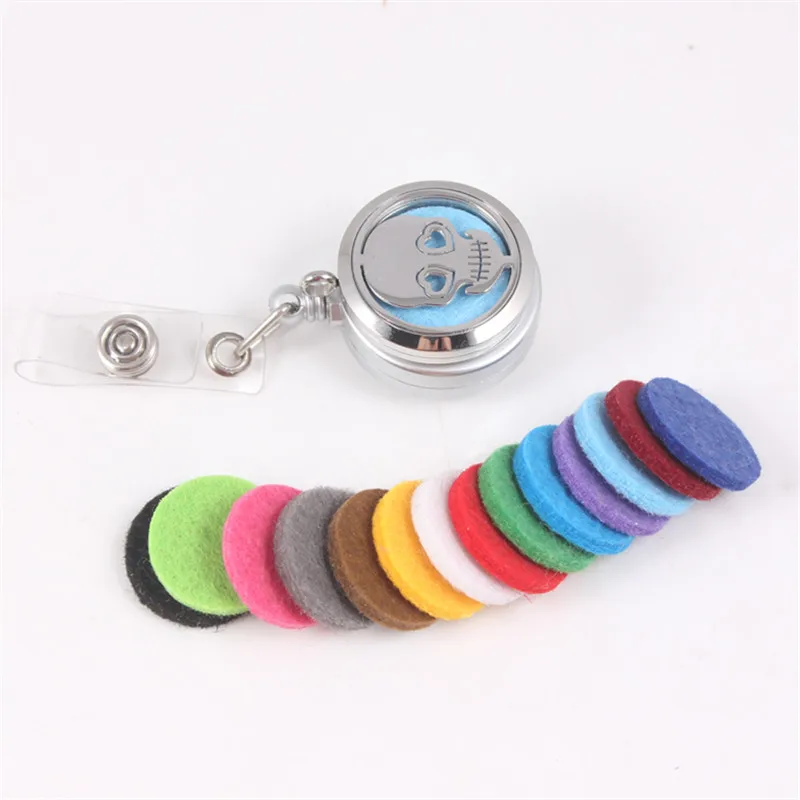 Череп Хэллоуин духи медальон значок держатель для очков 30 мм Винт эфирное масло