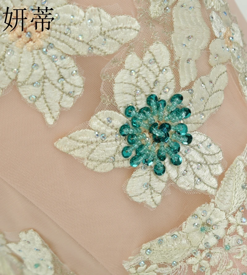 Очаровательное кружевное ТРАПЕЦИЕВИДНОЕ выпускное платье с блестками и бисером