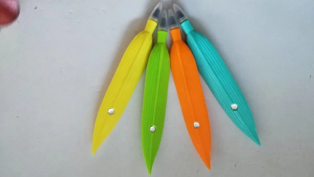 

[Free shipping] NEW !Promotional Craft pen, Leaf Shape pens with Magnetism !! 30pcs /lot