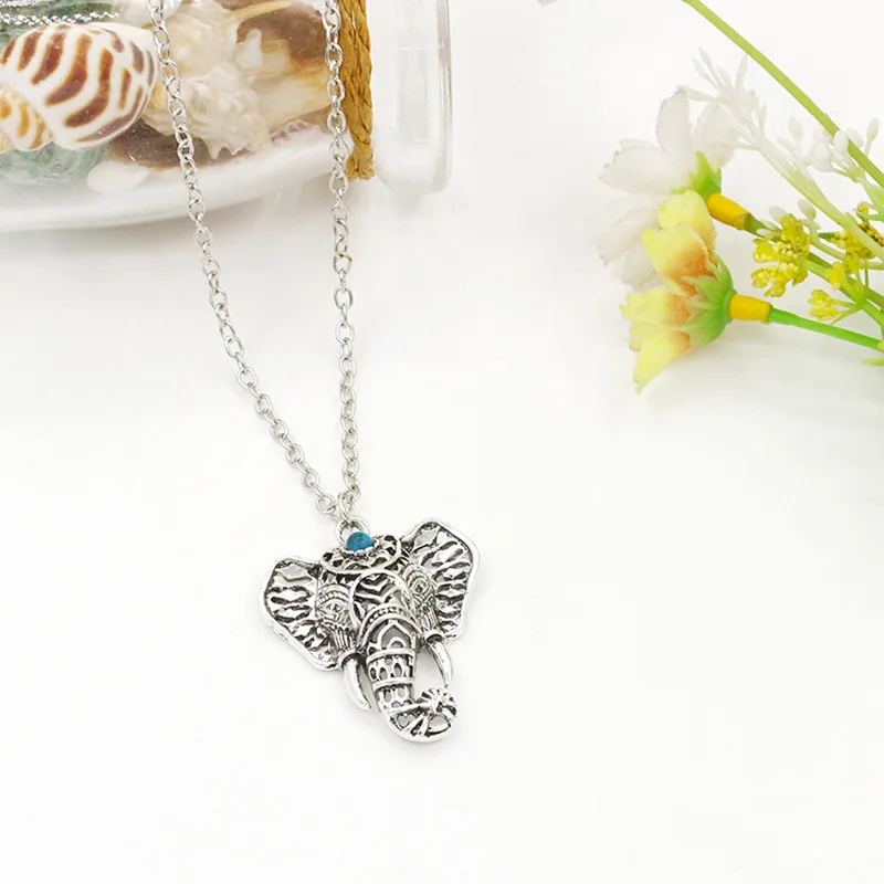 Женское колье чокер с длинными звеньями золотистого и серебристого цвета|women