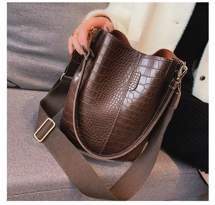 Large Capacity Alligator Bucket Bags Women Crocodile Pattern Handbag Casual Crocodile Shoulder Messenger Bags Ladies PU Purse