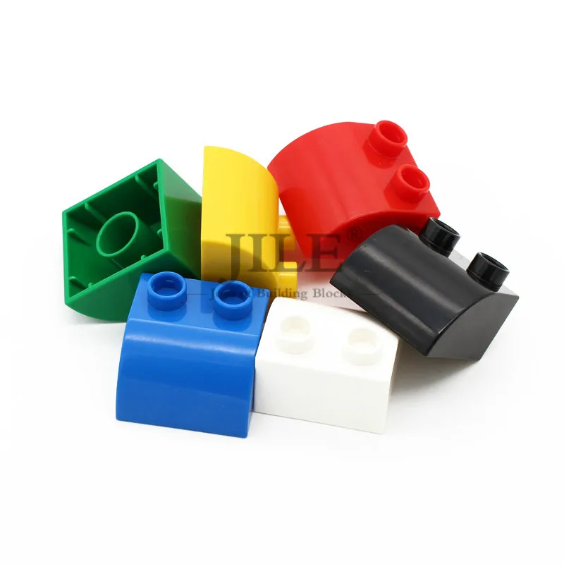 

Строительный кирпич большого размера 1x2 с изогнутым склоном, креативные просвечивающие блоки с большими частицами, совместимые аксессуары, детские игрушки