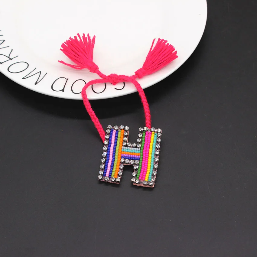 Изготовленные по заказу буквы Boho Bib Bohemia Boho ручной работы Плетеные браслеты винтажная хлопковая веревка Этнические браслеты с подвесками 275