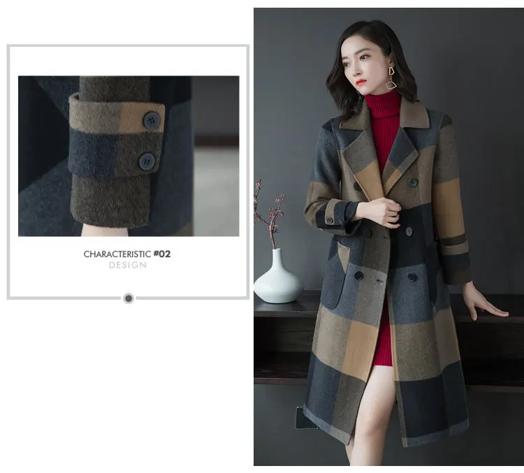 Зимнее двубортное длинное шерстяное пальто в клетку А силуэта Женская