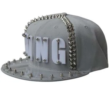 Grey KING Хип-Хоп Плоская панк-рок остроконечная Кепка Для Взрослых акриловая заклепка Patched бейсбольная шляпа женская и мужская Королевская королева Мальчик Snapback Кепка 40 типов - Цвет: Grey KING