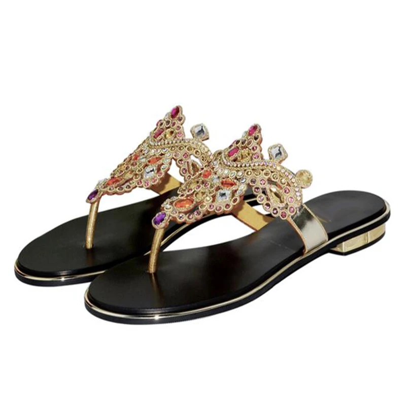 Женские летние шлепанцы с вырезами на плоской подошве Размеры 33 42|fashion slippers|slippers