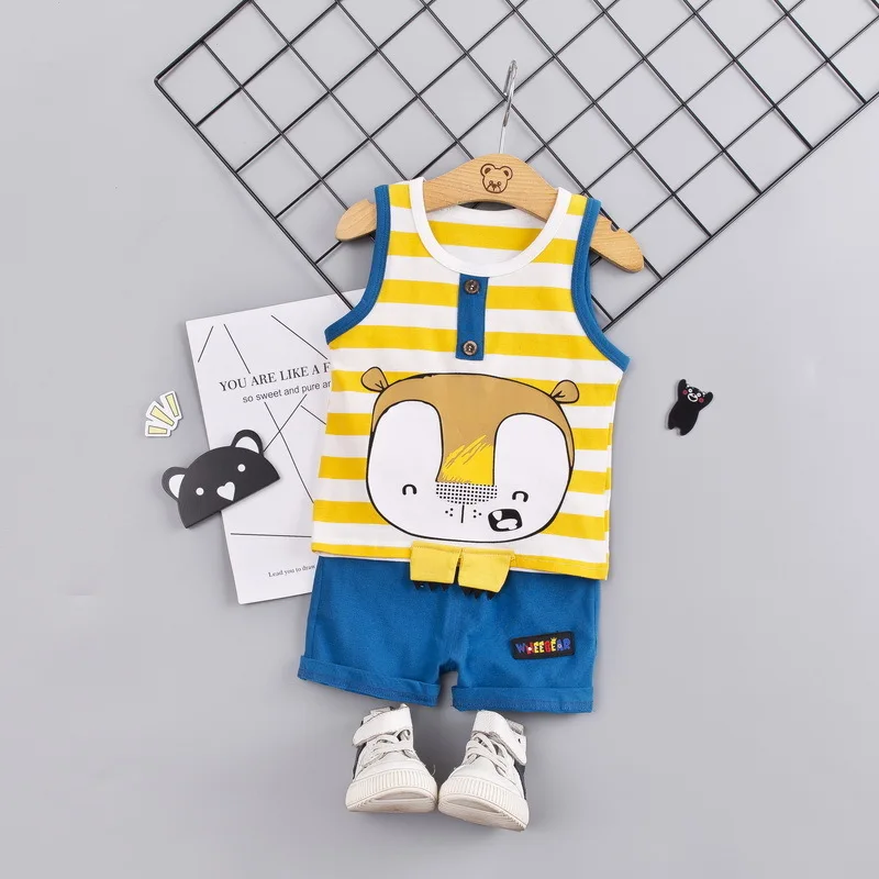 Крутой летний комплект одежды для маленьких мальчиков модная футболка в полоску