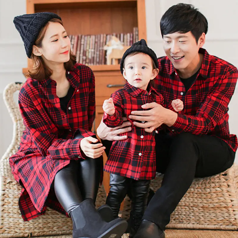 

Autumn family look plaid shirts 2019 matching mother daughter clothes Dad baby son outfits women long Dress mommy and me C0487
