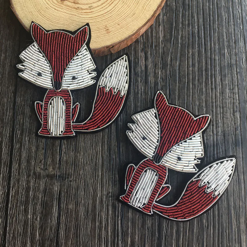 

Fox shape pin hand-stitched Indian silk brooches badges