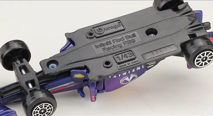 Bburago 1:43 Масштаб 2013 RB9 мотор гоночный литой металлический автомобиль модель для коллекции подарок другу