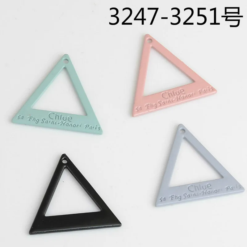 10 шт. подвески с распылителем из сплава цветами и треугольной геометрией