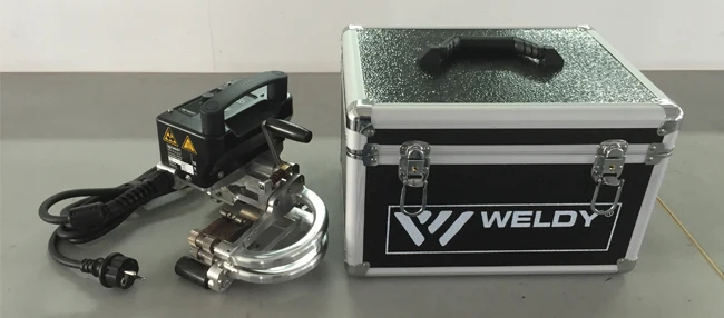 SWISS WELDY GEO2 клиновой миниатюрный сварочный аппарат для сварки геомембраны ширина перекрытия: 100 мм