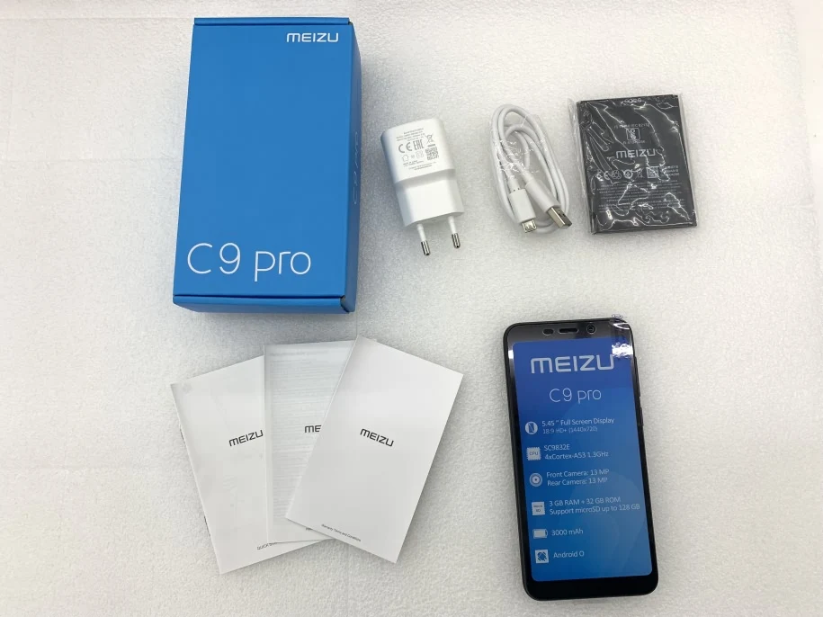 Meizu C9, 4G LTE, 2 ГБ, 16 ГБ, 5,45 дюймов, 1440x720 p, ips экран, четырехъядерный процессор, МП камера, две sim-карты, мобильный телефон