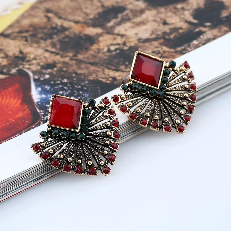Женские винтажные серьги-гвоздики в форме веера красные и зеленые серьги с