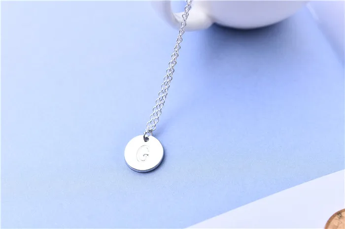 Круглое ожерелье с надписью G простое гравировкой алфавита ювелирное изделие для