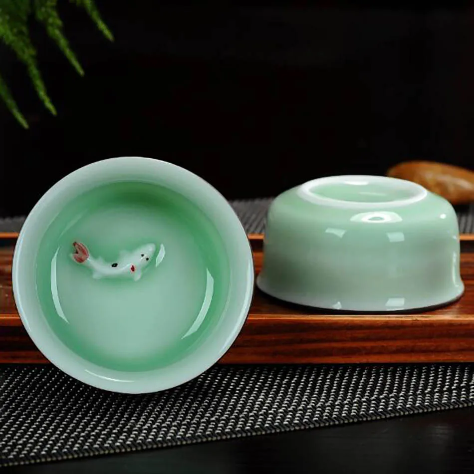 2шт 50 мл фарфор из Дэхуа Celadon Карп чайная чашка красочные рыбы керамические чашки